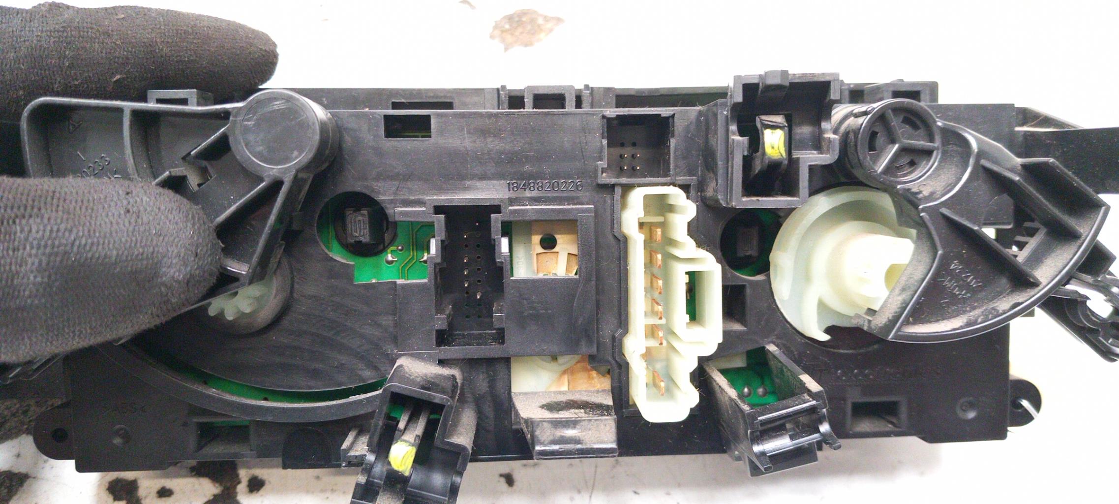 Commande chauffage PEUGEOT 207 PHASE 1 Diesel - 1