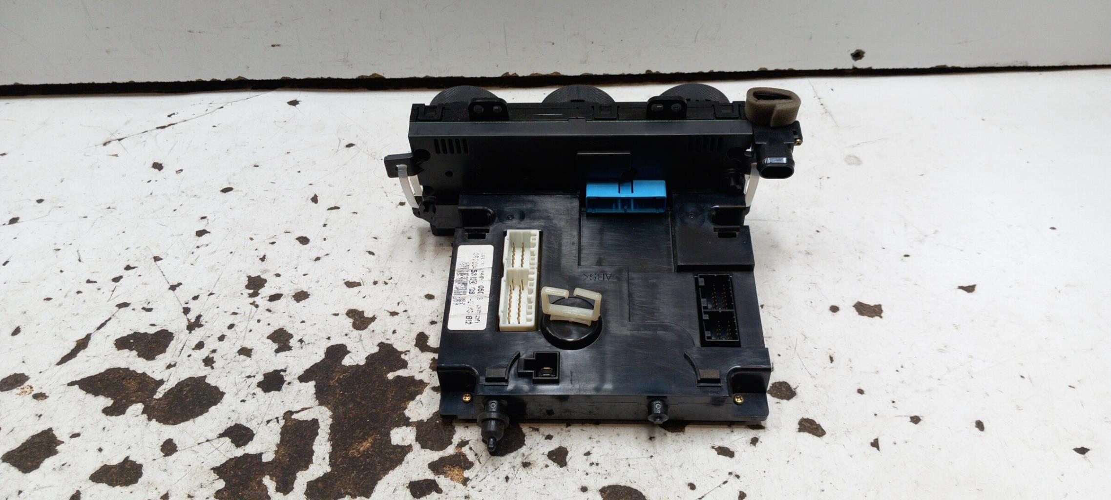 Commande chauffage SUZUKI GRAND VITARA XL PHASE 2 Essence - 1