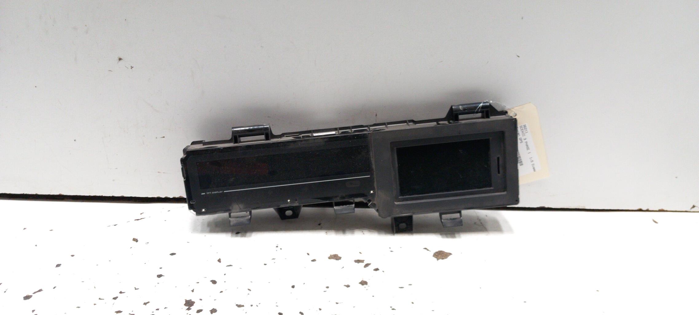 Ecran GPS RENAULT SCENIC 3 PHASE 1 Diesel - 1