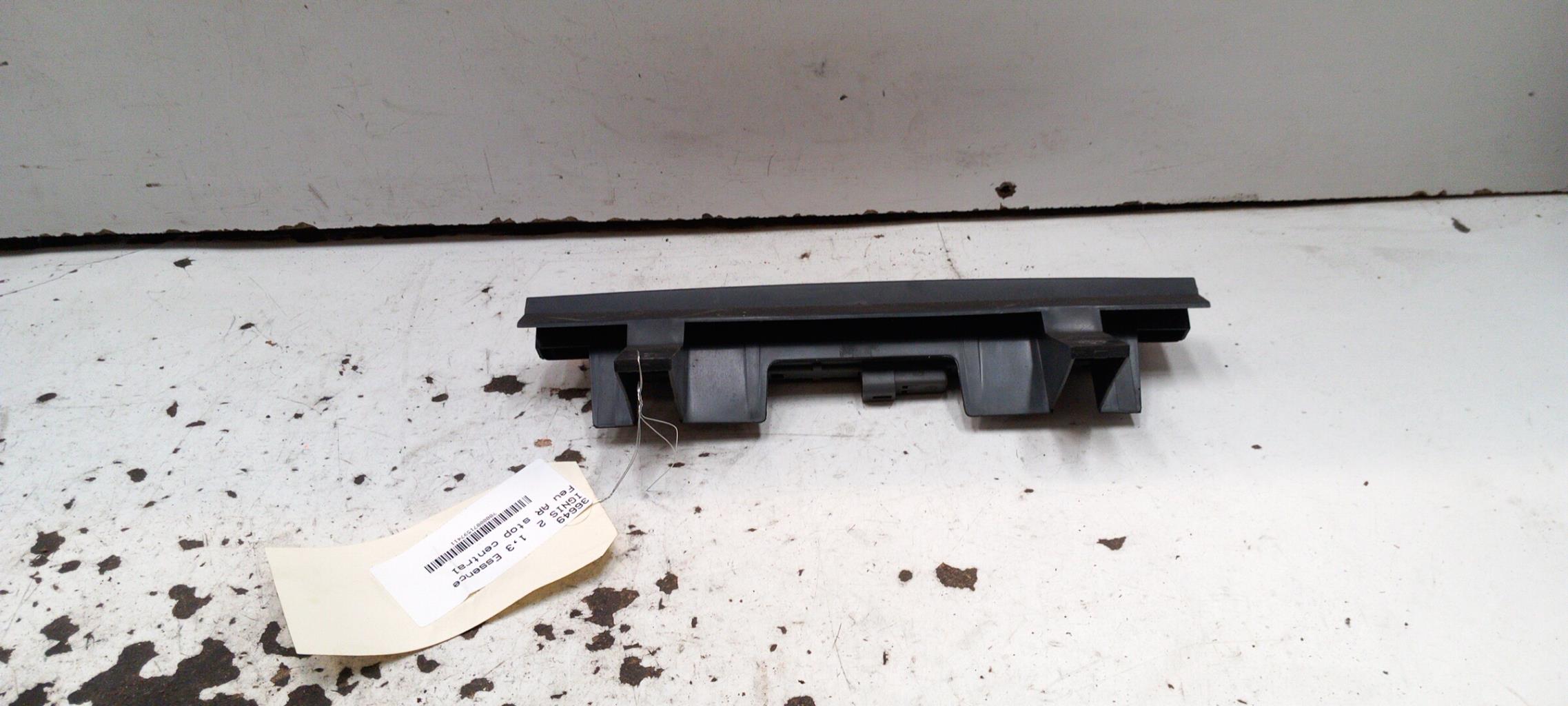Feu arriere stop central SUZUKI IGNIS 2 Essence - 1