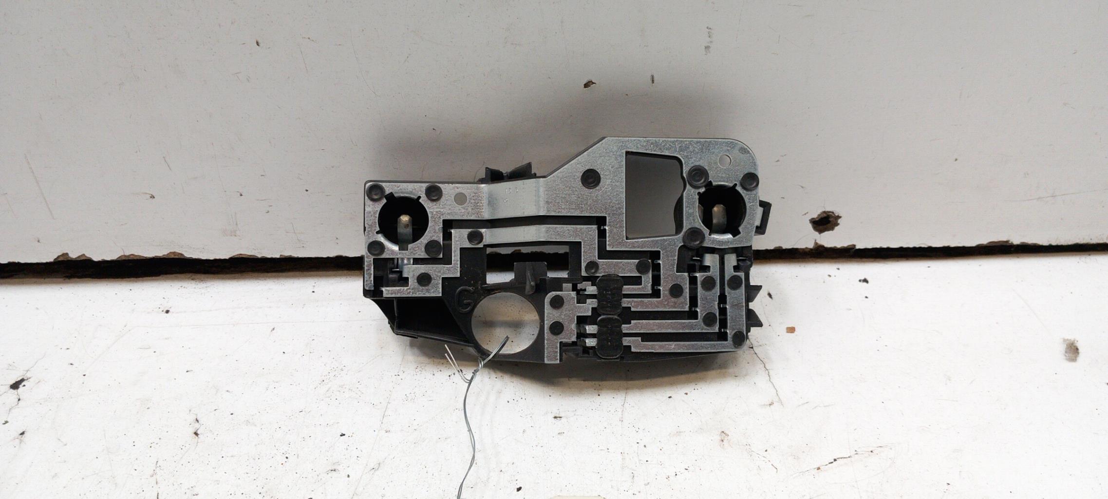 Base portalampade fanale posteriore sinistro RENAULT LAGUNA 2 PHASE 2 Diésel - 1