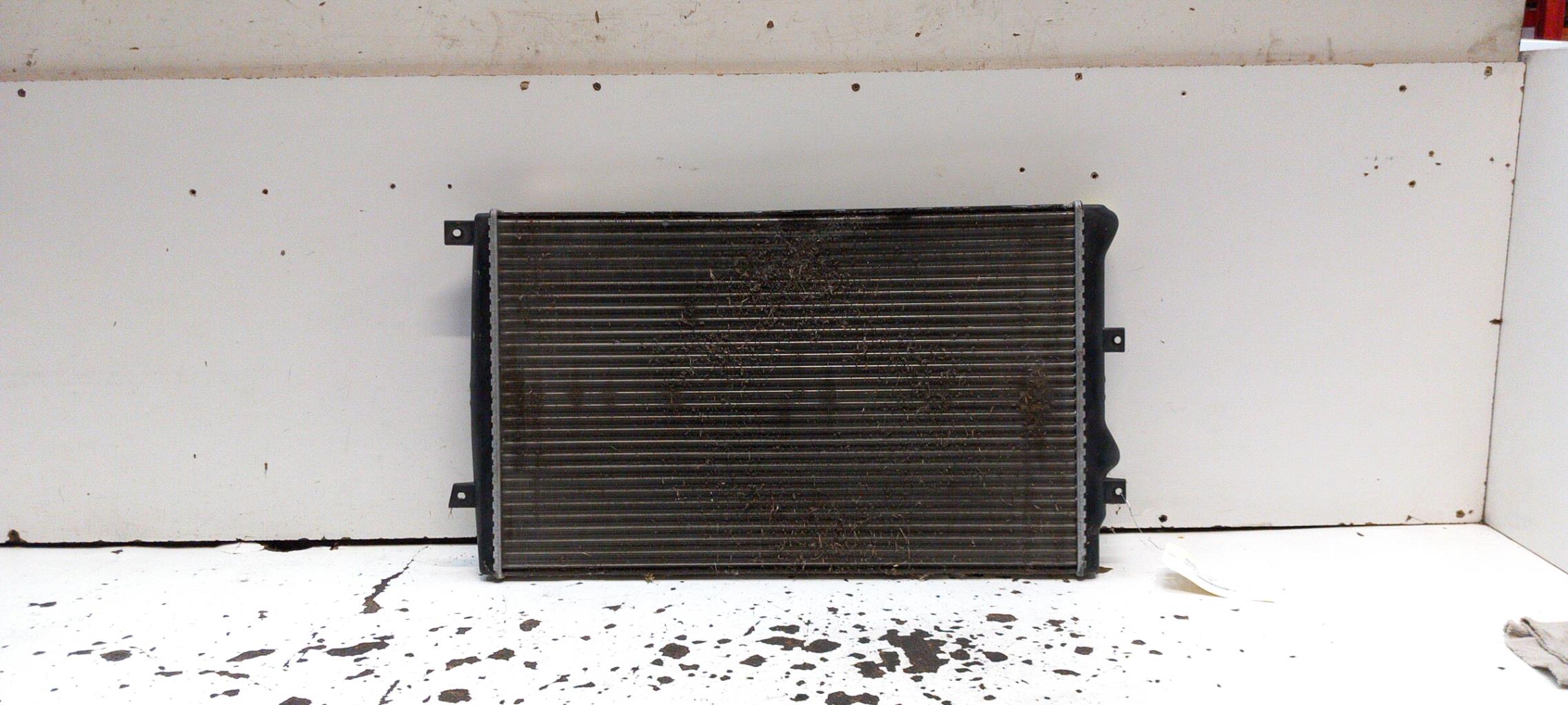 Radiatore acqua VOLKSWAGEN TOURAN 1 PHASE 2 Diésel - 1