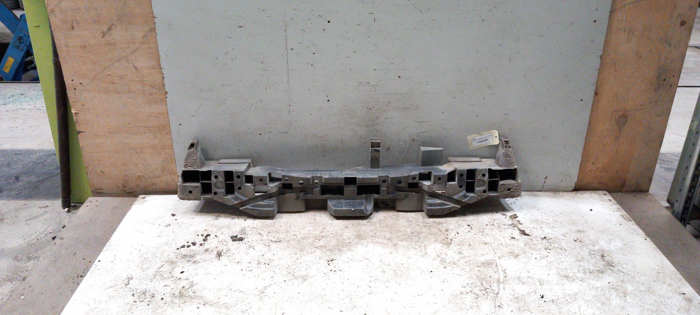Traversa rinforzo paraurti posteriore RENAULT TWINGO 2 PHASE 1 Diésel - 1