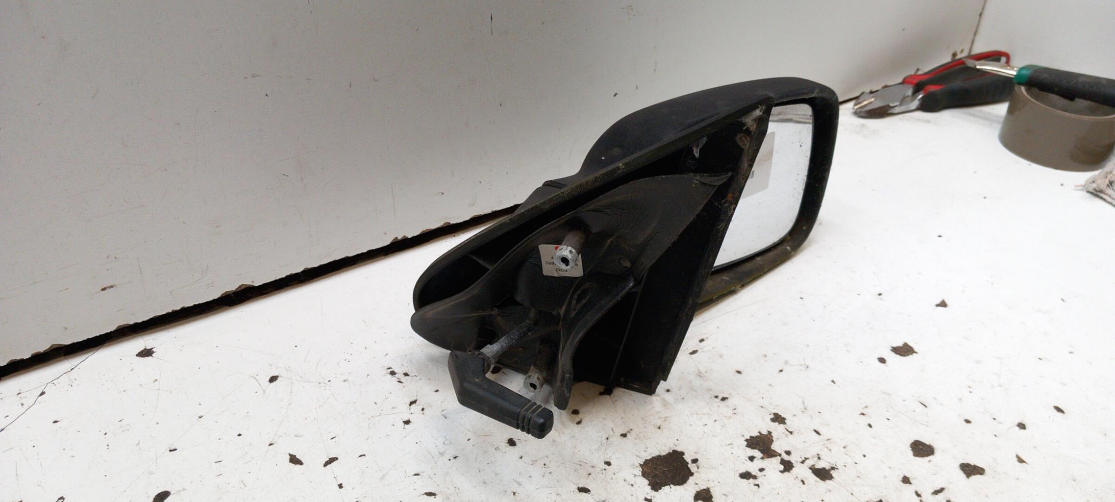 Retroviseur droit FORD COURRIER 4 Diesel - 1