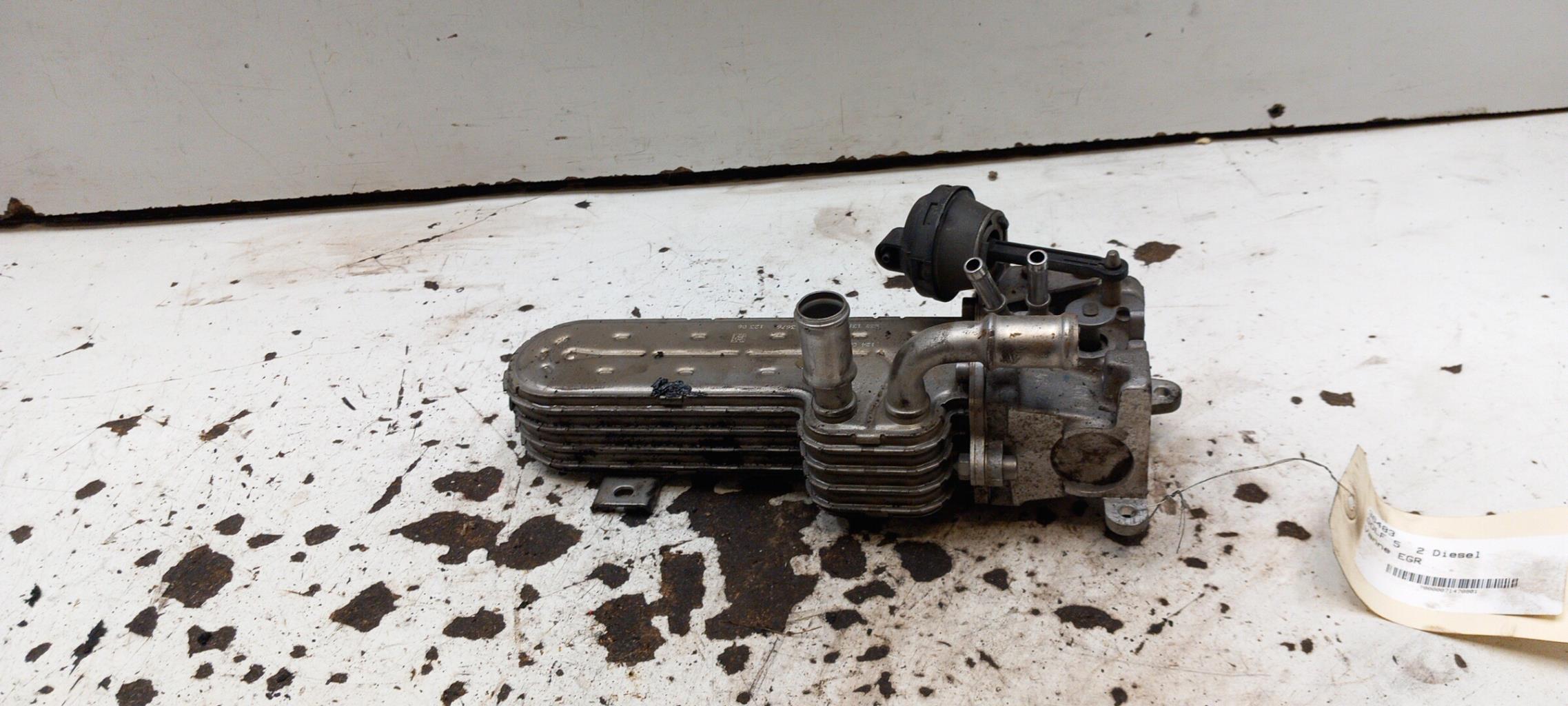 Vanne EGR VOLKSWAGEN GOLF 5 Diesel - 1