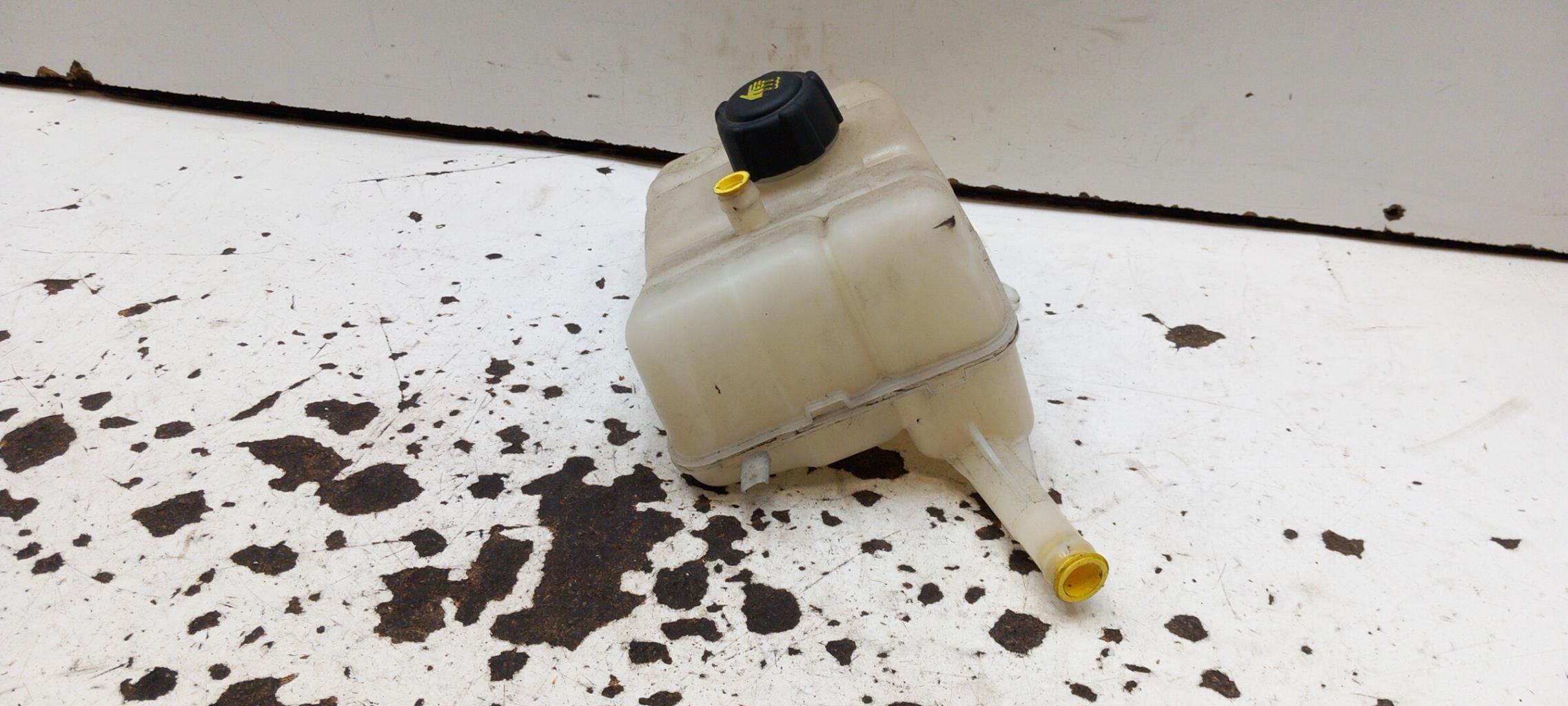 Vase d'expansion RENAULT MEGANE 4 PHASE 1 Diesel - 1
