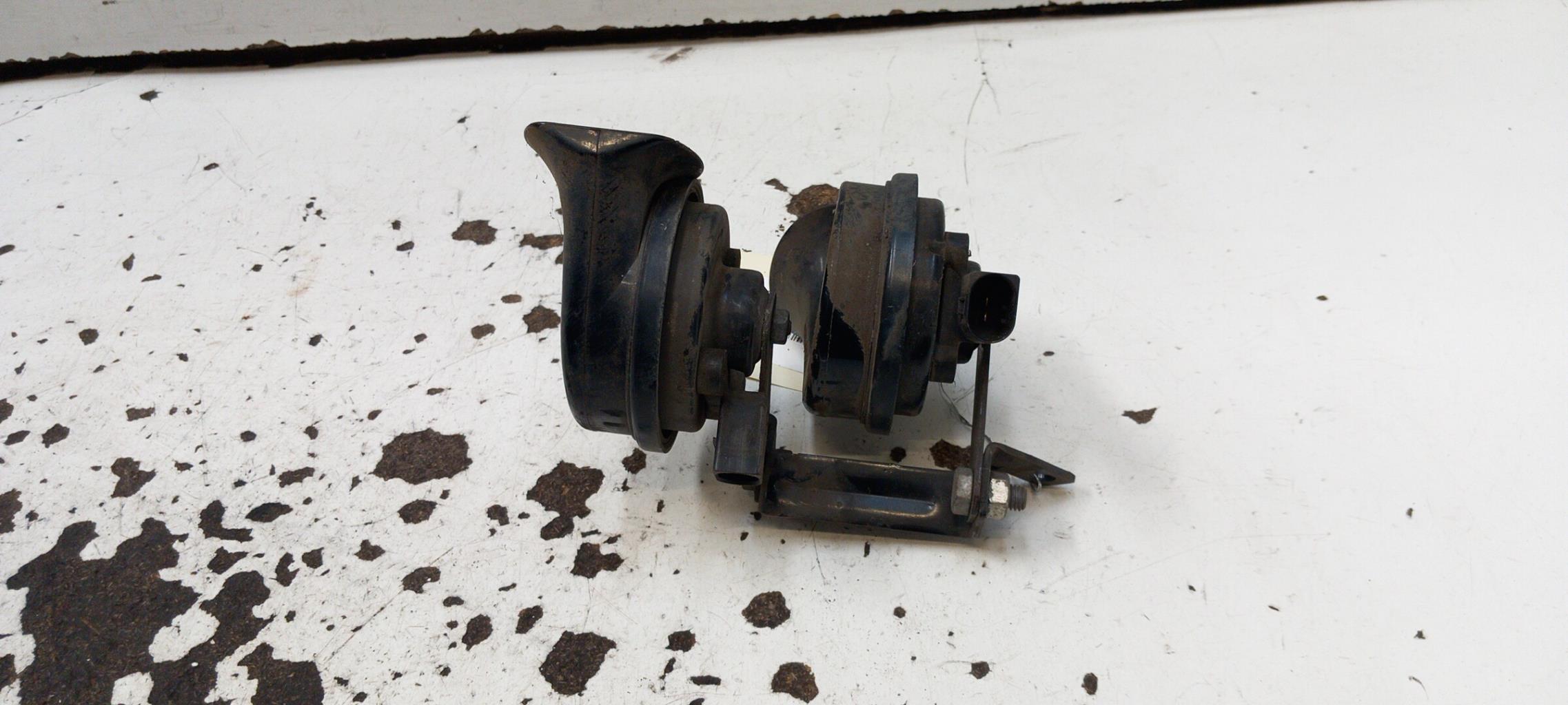 Tromba/Clacson VOLKSWAGEN POLO 4 PHASE 2 Diésel - 1