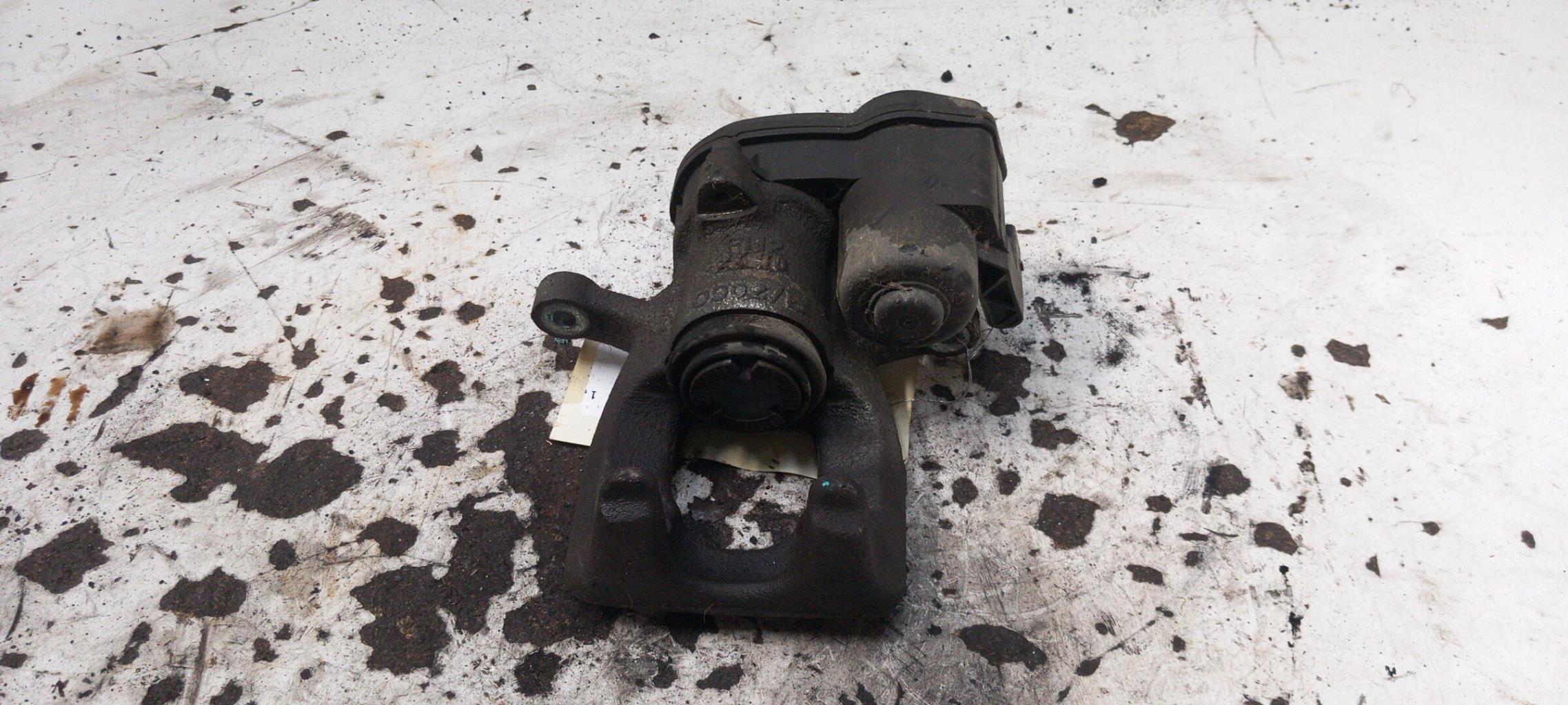 Pinza freni posteriore sinistra NISSAN QASHQAI 2 PHASE 1 Diésel - 1
