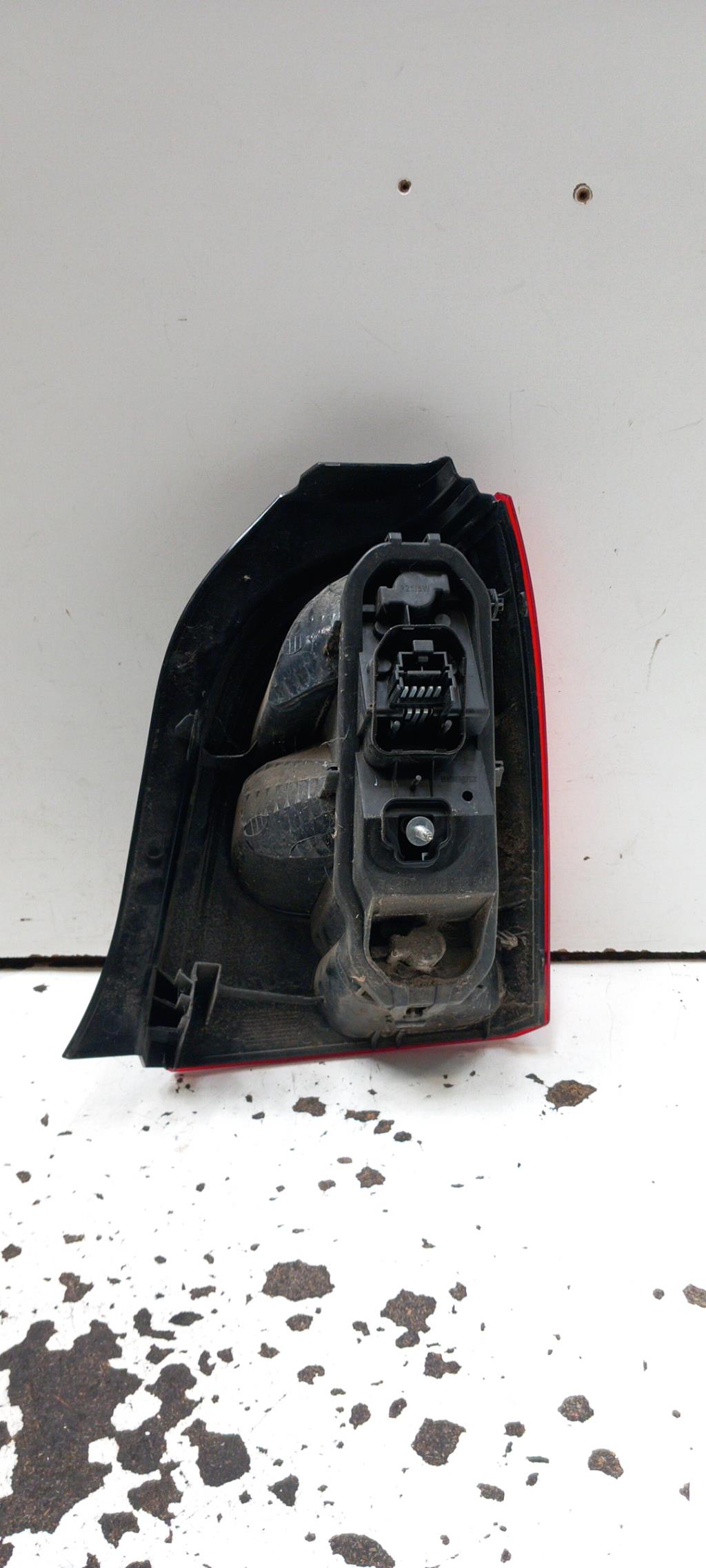 Fanale posteriore principale sinistro (luci) RENAULT TWINGO 2 PHASE 1 Gasolina - 1