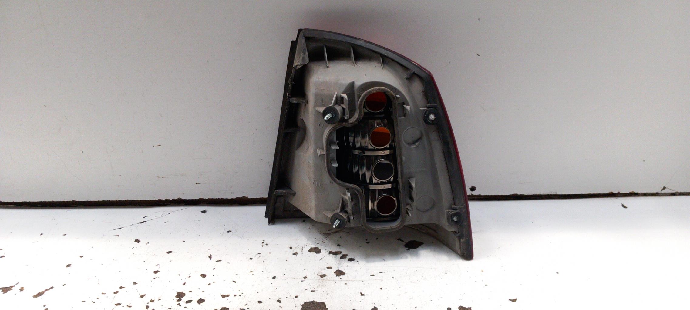 Fanale posteriore principale sinistro (luci) OPEL ASTRA G Diésel - 1