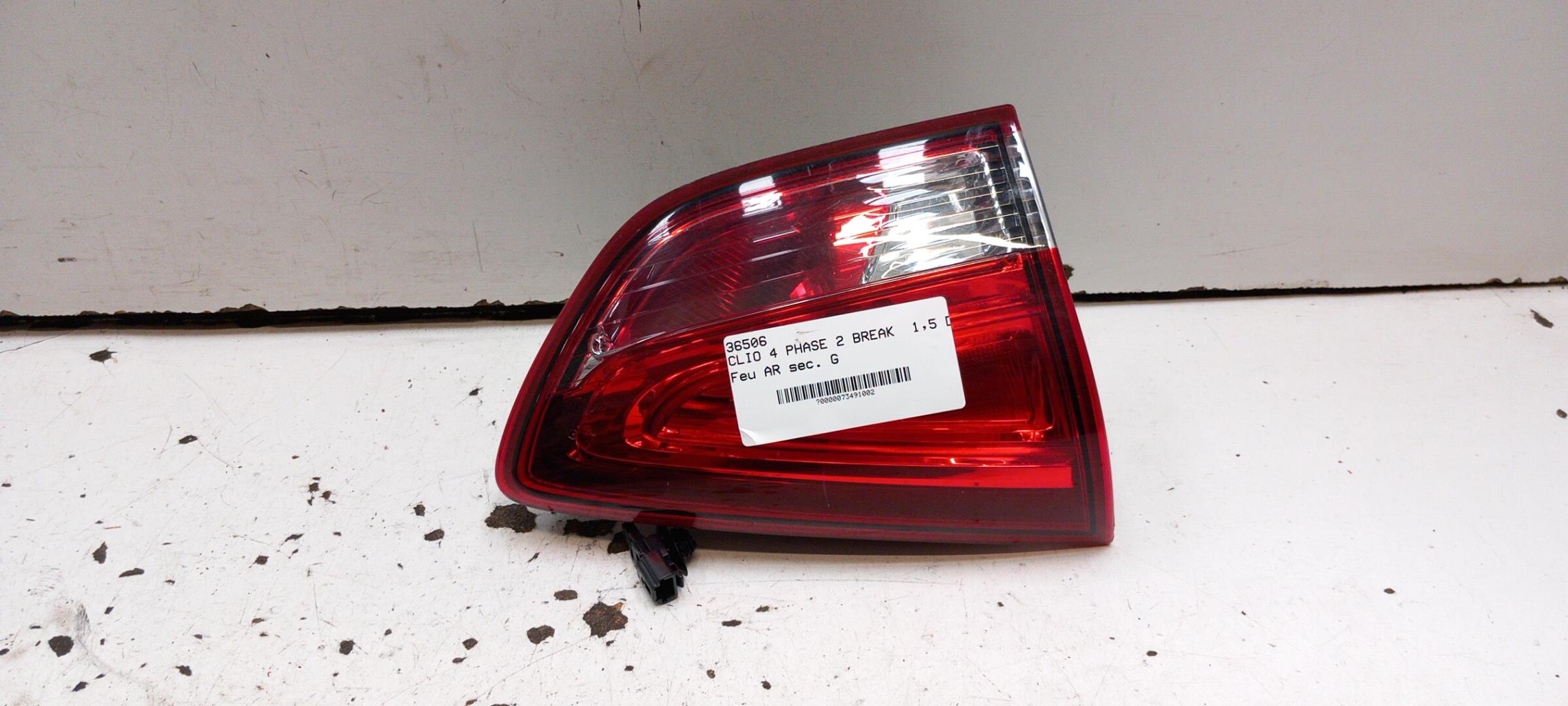 Feu arriere secondaire gauche (feux) RENAULT CLIO 4 PHASE 2 BREAK Diesel - 1