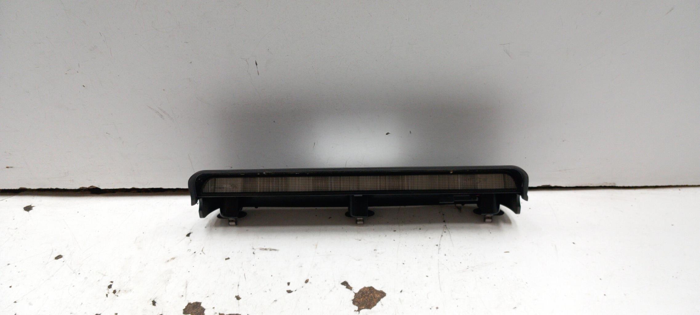 Feu arriere stop central OPEL CORSA C PHASE 2 Diesel - 1