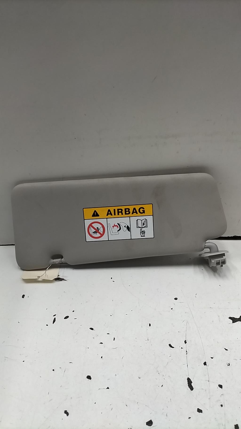 Visiera parasole destra RENAULT CLIO 4 PHASE 2 BREAK Diésel - 1