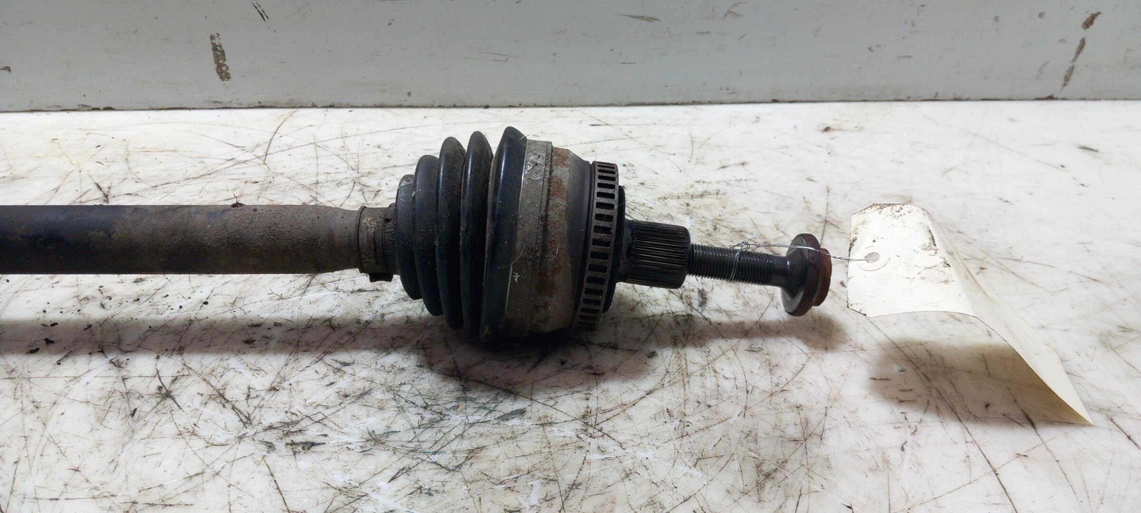 Cardan gauche (transmission) AUDI A4 2 PHASE 1 Essence - 1