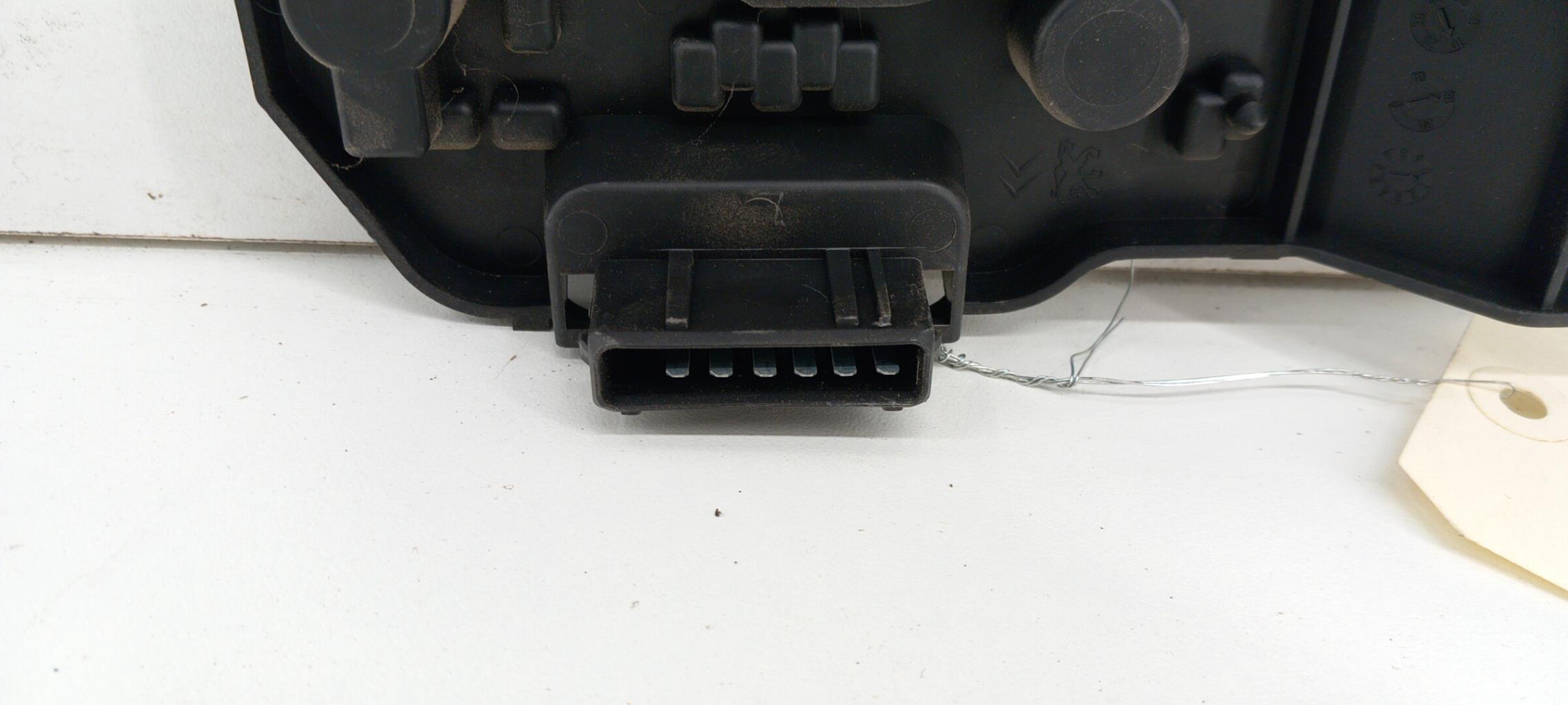 Base portalampade fanale posteriore destro CITROEN XSARA PHASE 2 Diésel - 1