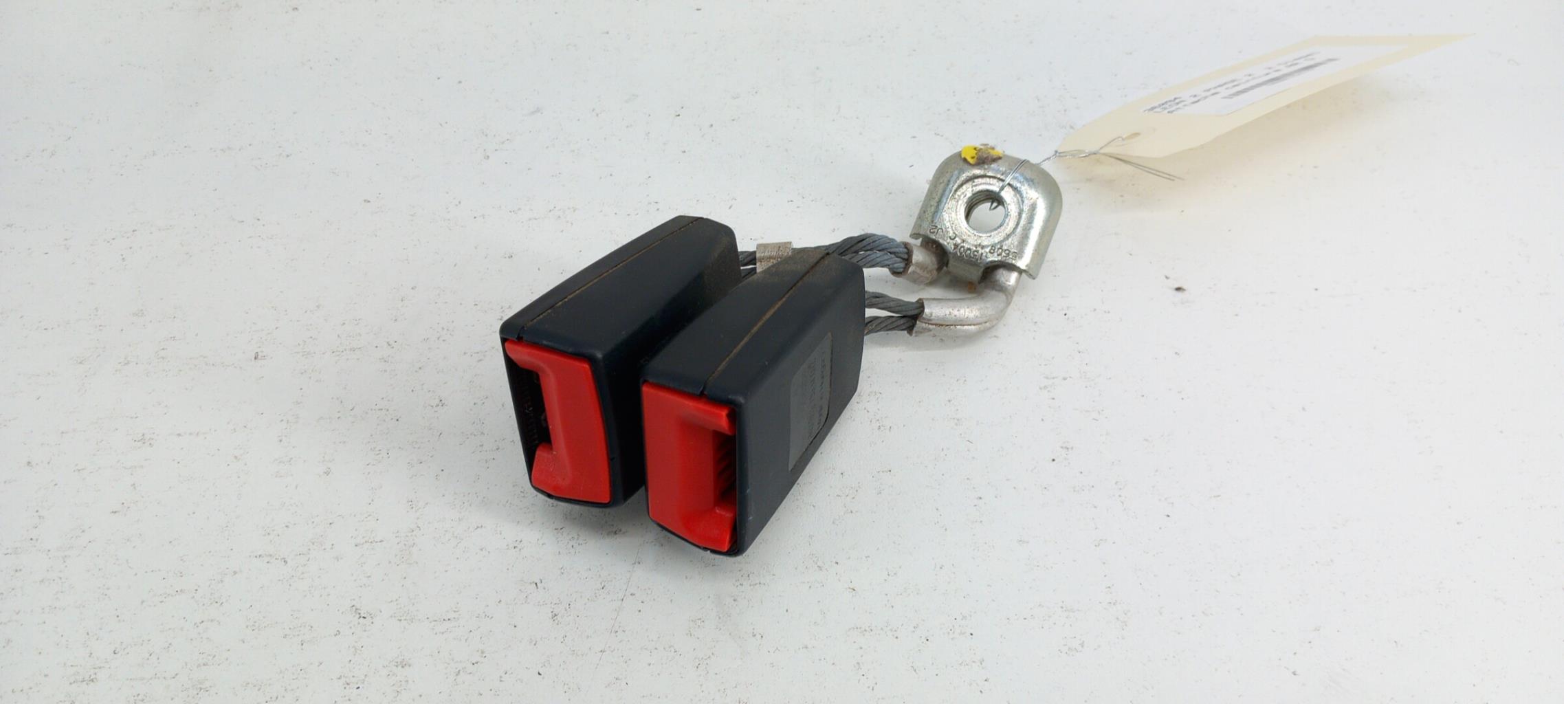 Aggancio cintura sicurezza posteriore sinistro SEAT LEON 2 PHASE 2 Diésel - 1