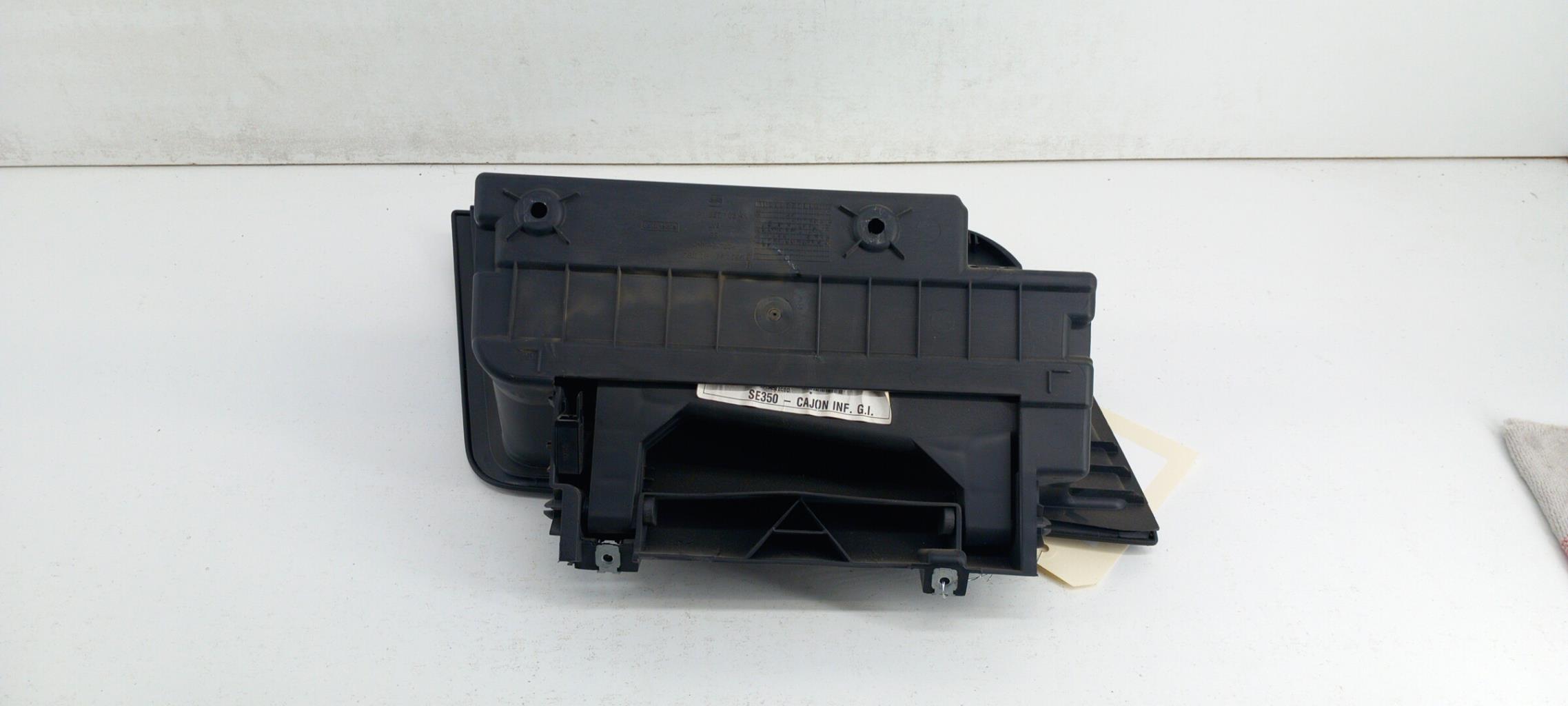 Boite a gants SEAT LEON 2 PHASE 2 Diesel - 1