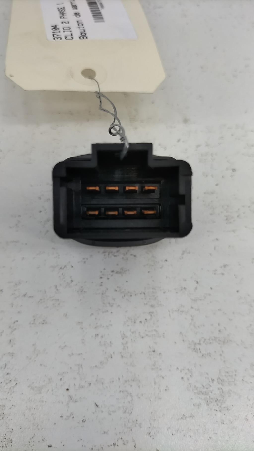 Bouton de warning RENAULT CLIO 2 PHASE 1 Essence - 1