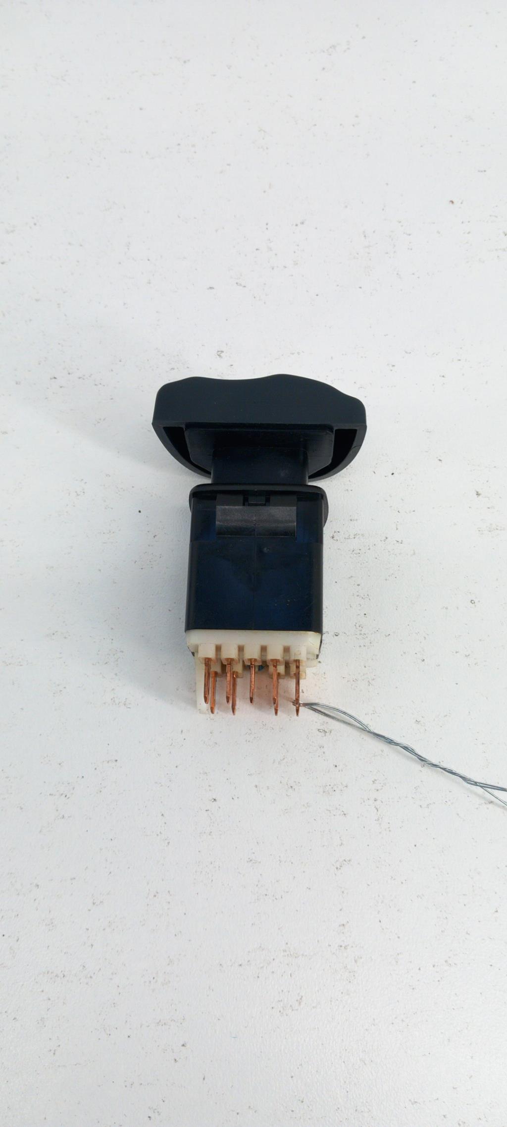 Bouton de warning RENAULT SCENIC 1 PHASE 1 Diesel - 1