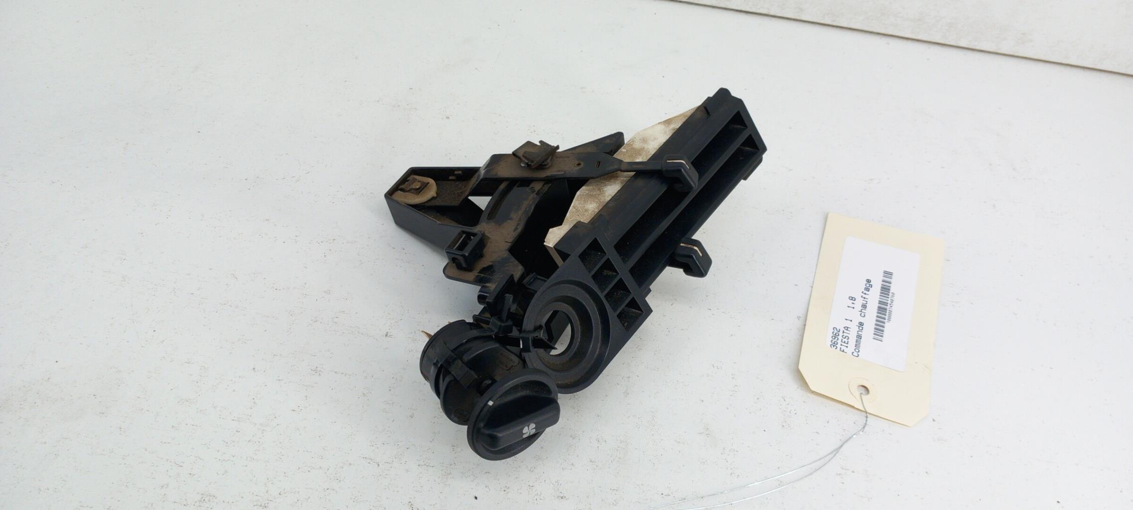 Commande chauffage FORD FIESTA 1  - 1
