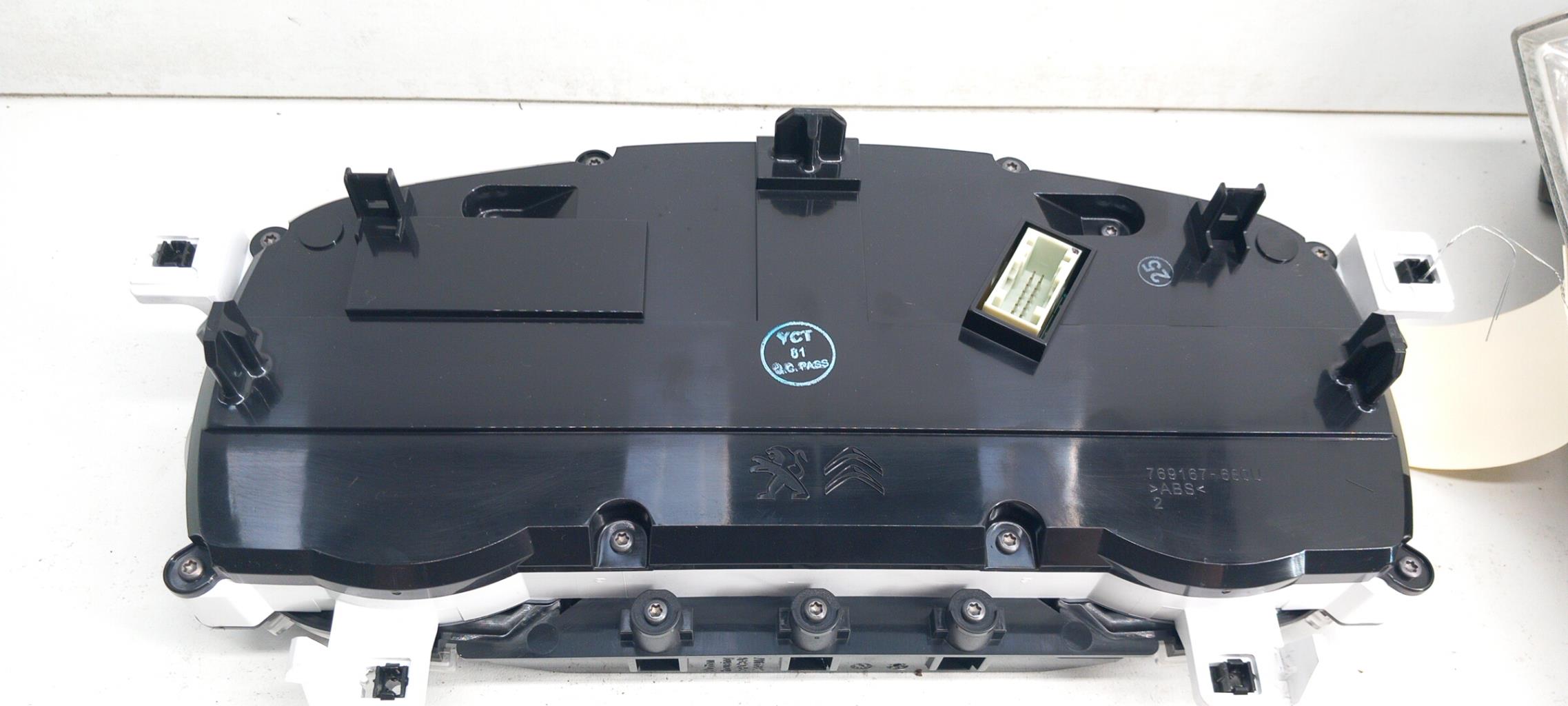 Compteur PEUGEOT PARTNER 3 PHASE 1 Diesel - 1