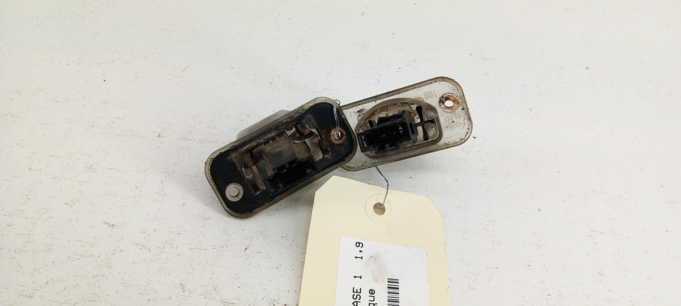 Eclairage de plaque VOLKSWAGEN TRANSPORTER 4 PHASE 1 Diesel - 1