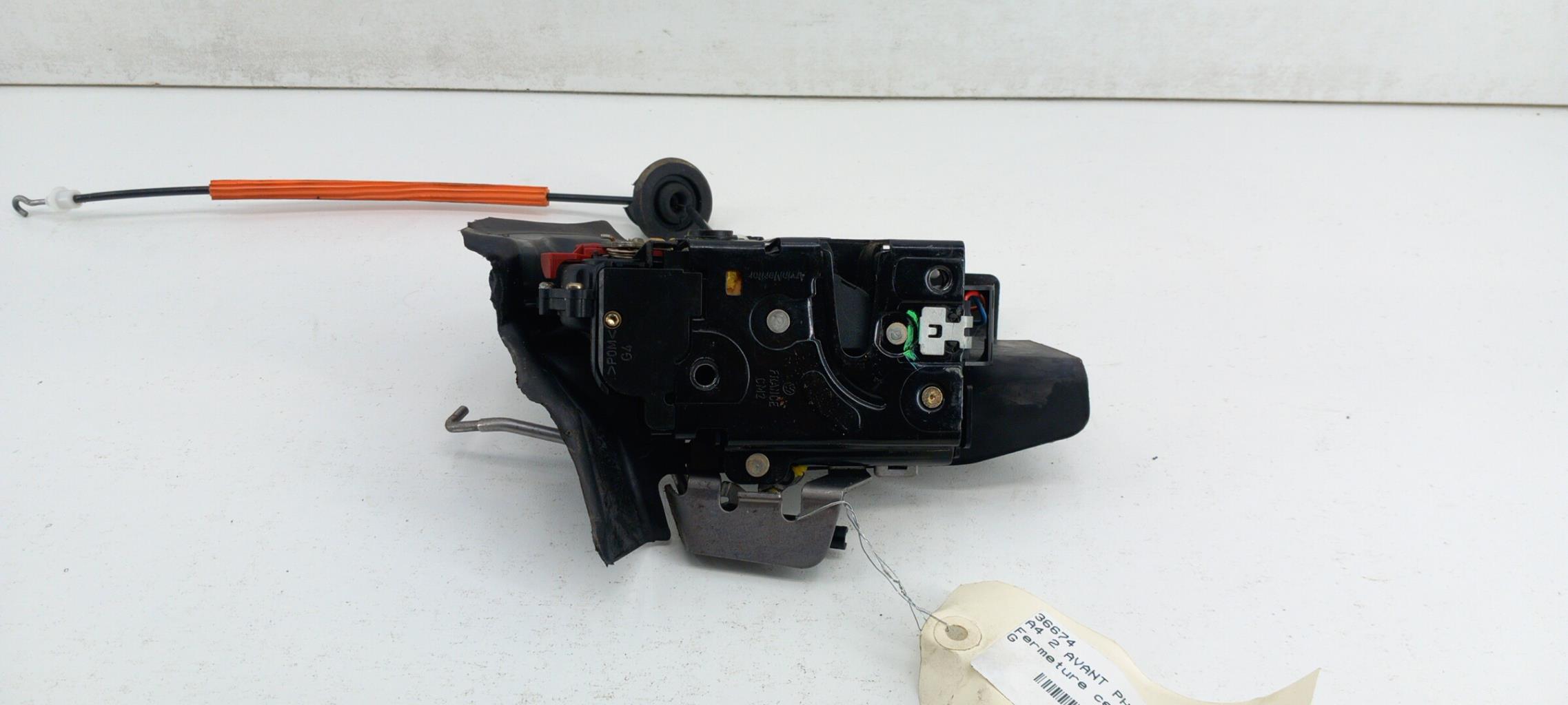 Chiusura centralizzata posteriore sinistra AUDI A4 2 AVANT PHASE 1 BREAK Diésel - 1