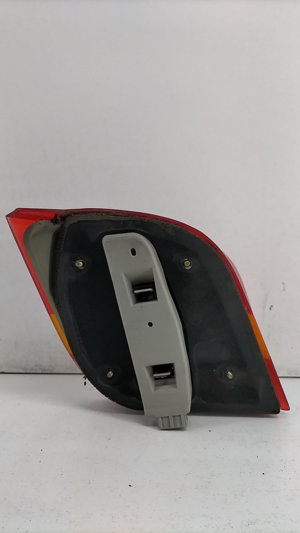 Fanale posteriore principale destro (luci) FORD FIESTA 1 Gasolina - 1