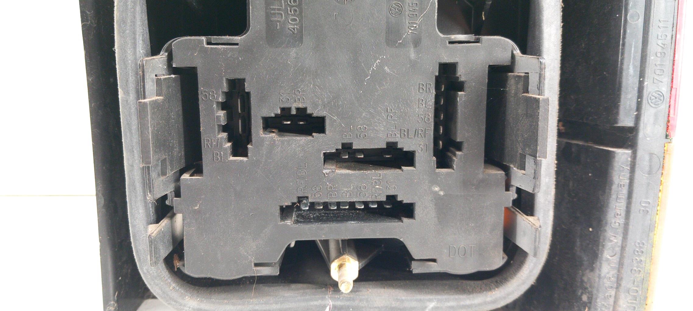 Fanale posteriore principale sinistro (luci) VOLKSWAGEN TRANSPORTER 4 PHASE 1 Diésel - 1