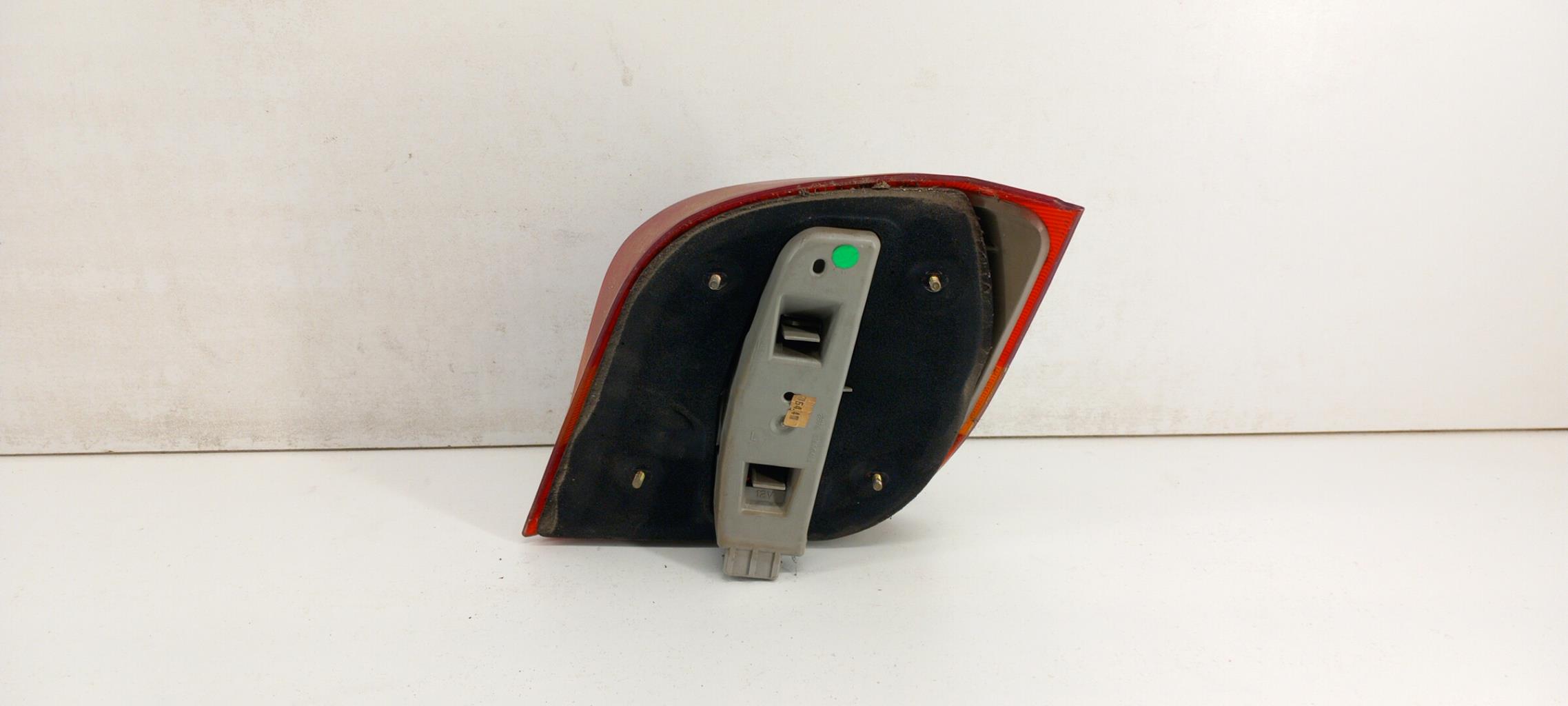 Fanale posteriore principale sinistro (luci) FORD FIESTA 1  - 1