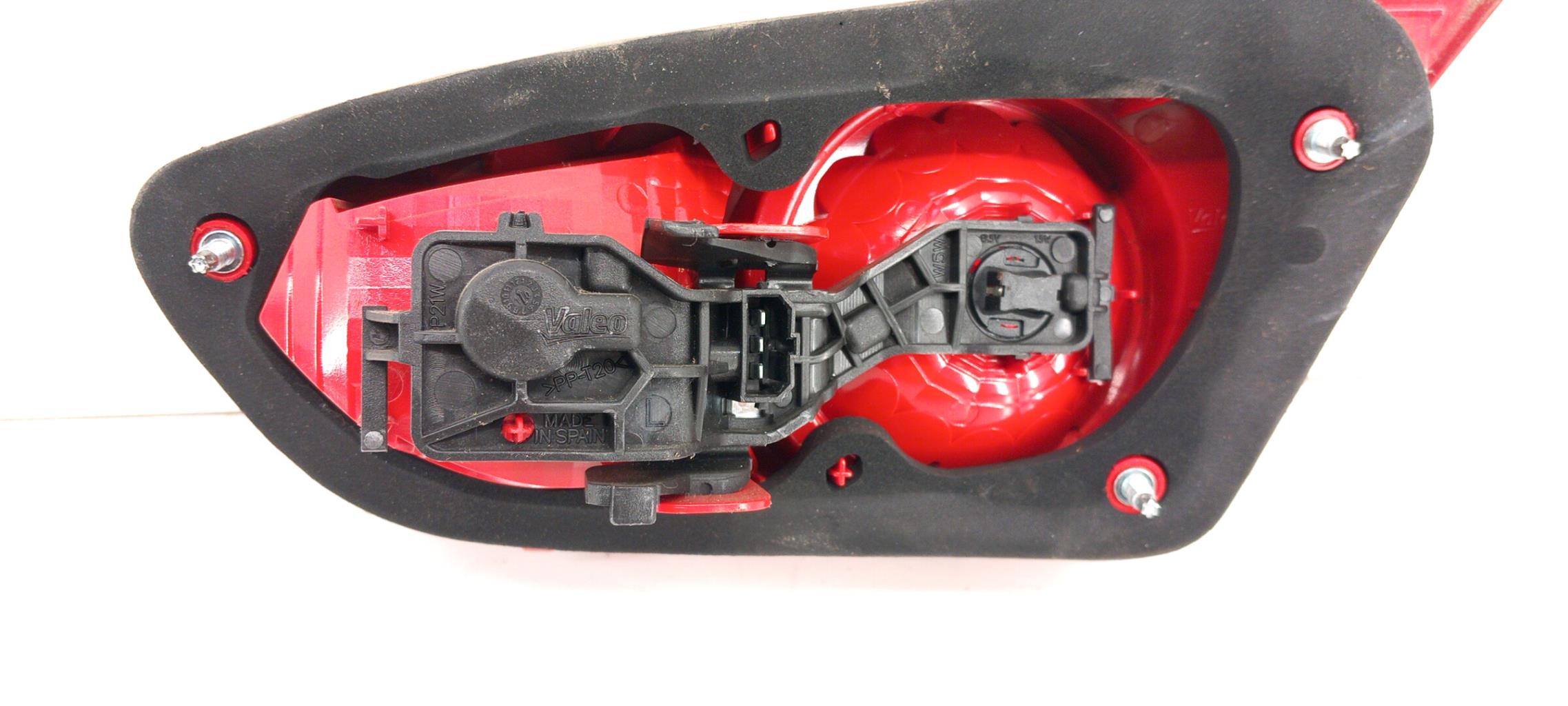 Feu arriere secondaire gauche (feux) SEAT LEON 2 PHASE 2 Diesel - 1