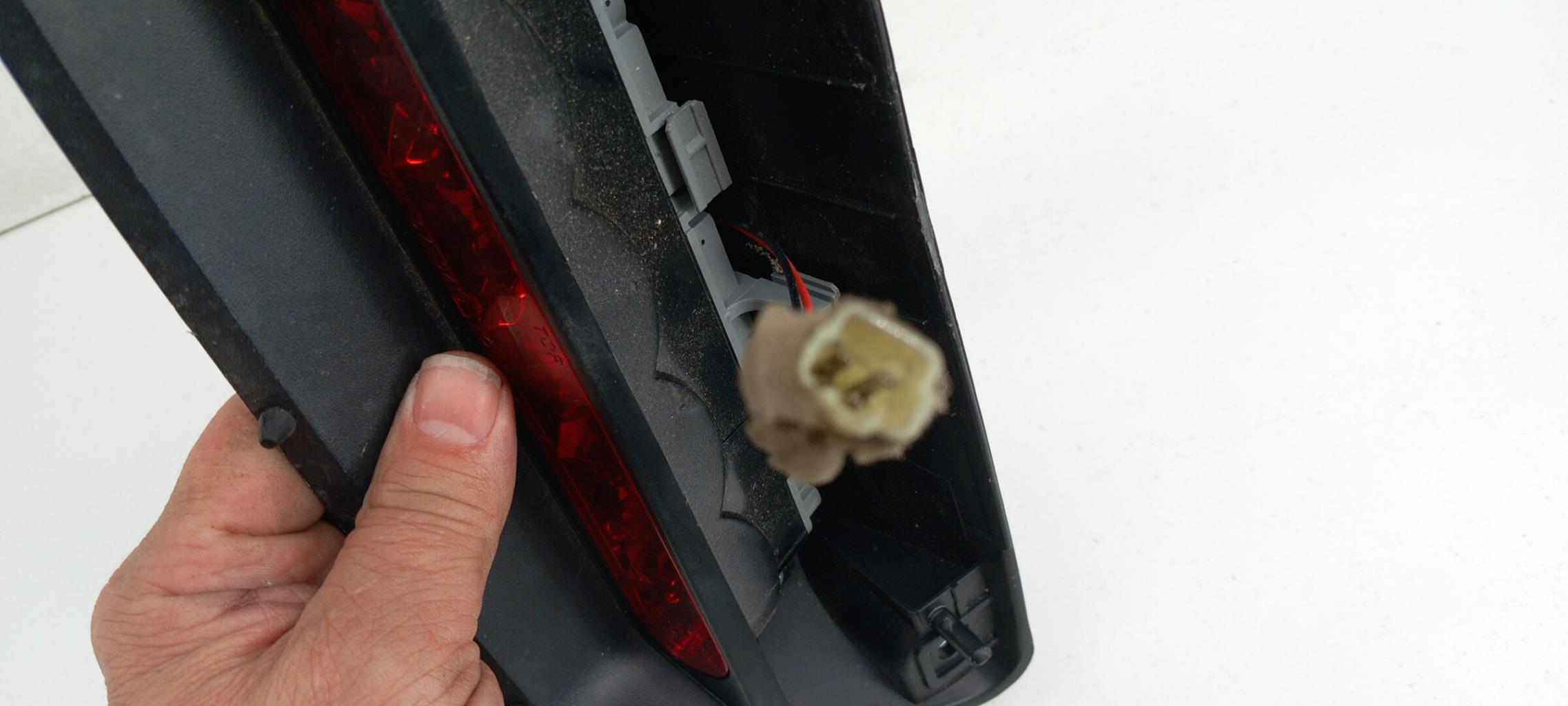 Feu arriere stop central CHEVROLET SPARK PHASE 1 Essence/GPL - 1