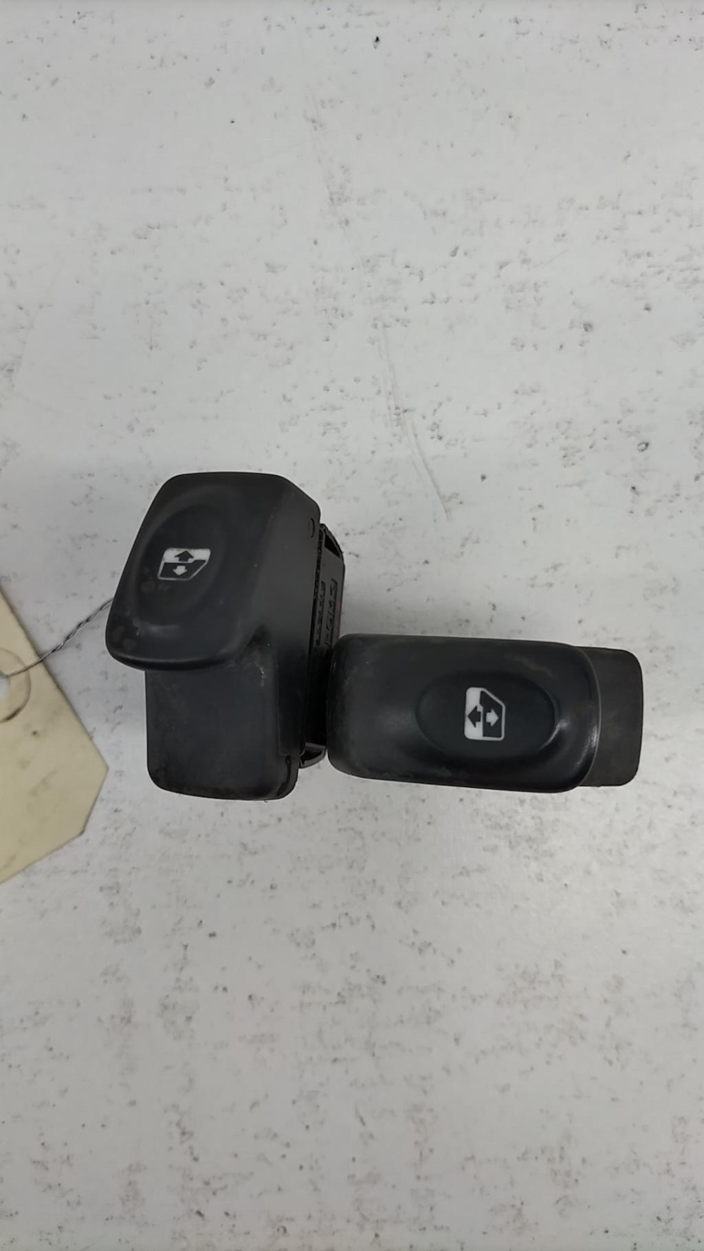 Interruttore lavacristalli anteriore sinistro RENAULT CLIO 2 PHASE 1 Gasolina - 1