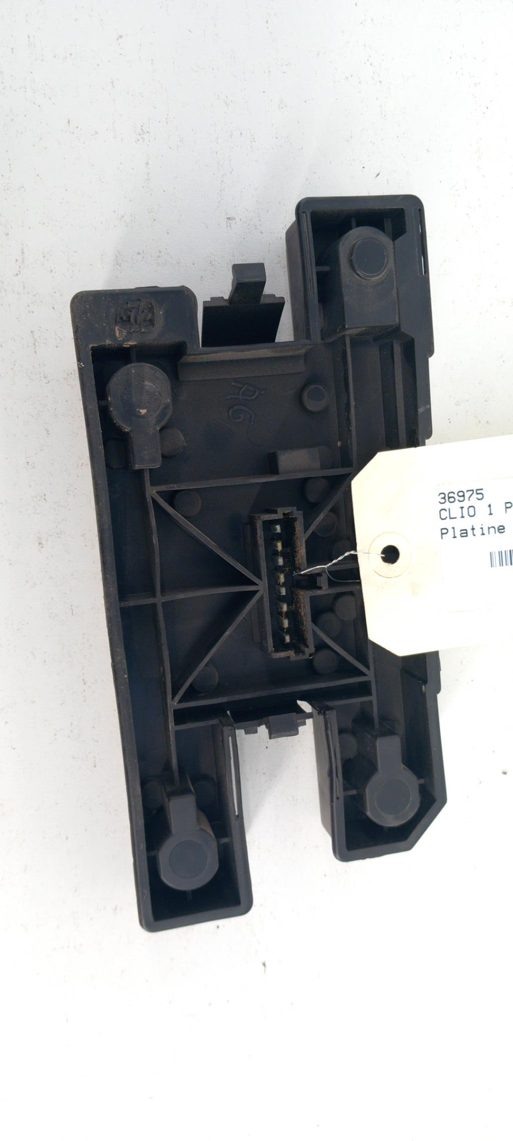 Base portalampade fanale posteriore destro RENAULT CLIO 1 PHASE 3 Gasolina - 1