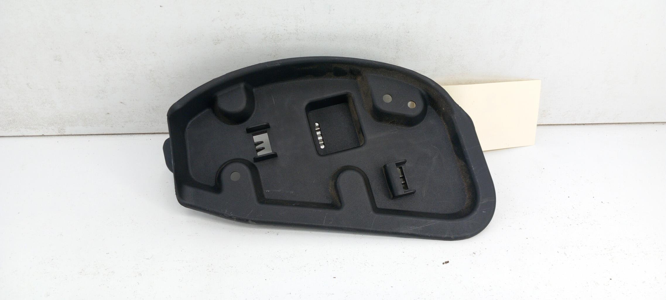 Base portalampade fanale posteriore sinistro CITROEN C5 1 PHASE 1 Diésel - 1