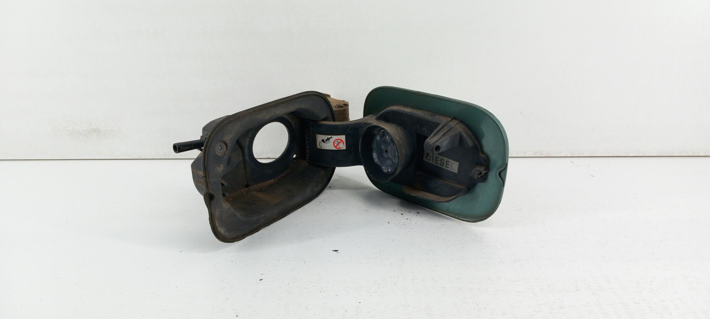 Trappe d'essence RENAULT MEGANE 2 PHASE 1 BREAK Diesel - 1