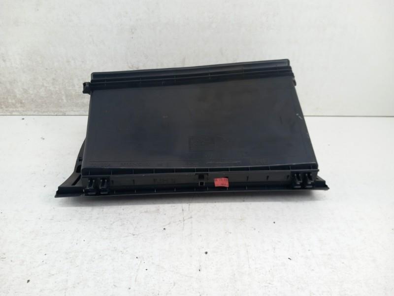 Boite a gants TOYOTA YARIS 2 PHASE 1 Diesel - 1