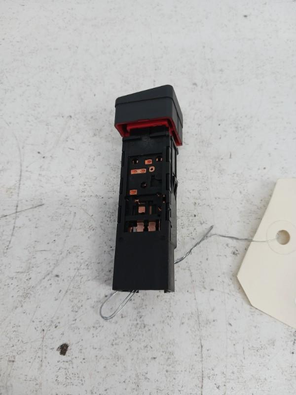 Bouton de warning CHEVROLET CAPTIVA PHASE 1 Diesel - 1