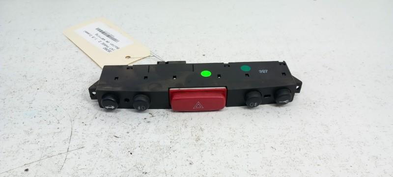 Bouton de warning ALFA ROMEO 147 PHASE 2 Diesel - 1
