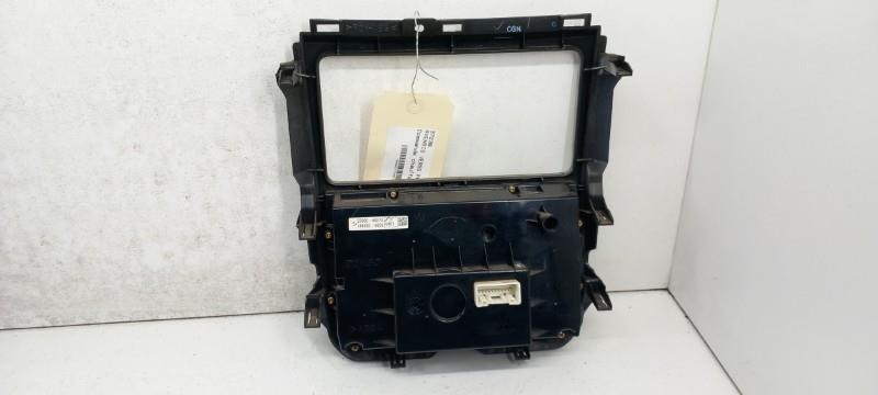 Commande chauffage TOYOTA AVENSIS VERSO PHASE 1 Diesel - 1
