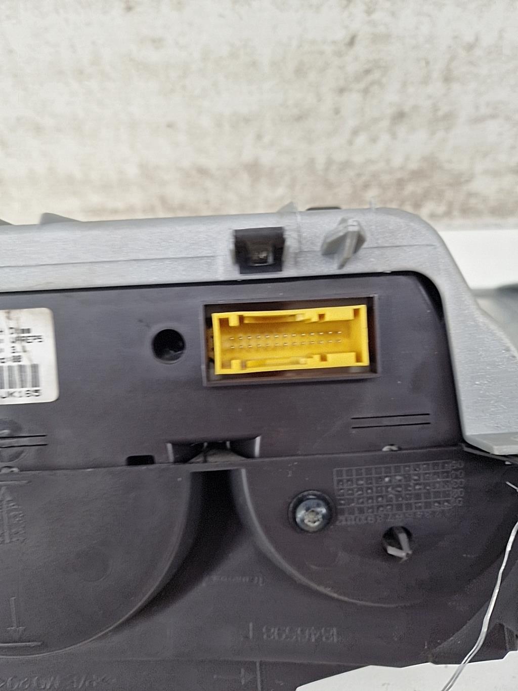 Compteur PEUGEOT 807 Diesel - 1
