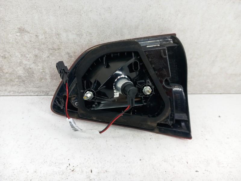 Feu arriere secondaire droit (feux) RENAULT CLIO 4 PHASE 2 BREAK Essence - 1