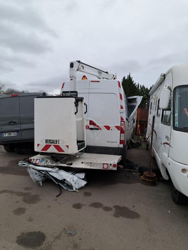 Fusee avant gauche RENAULT MASTER 3 PHASE 2  - 1