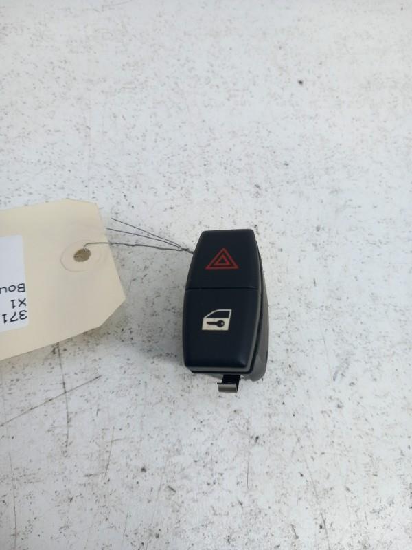 Bouton de warning BMW X1 E84 PHASE 1 Diesel - 1