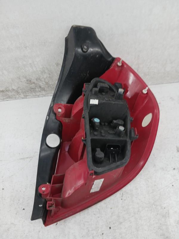 Fanale posteriore principale sinistro (luci) RENAULT CLIO 3 PHASE 1 Gasolina - 1