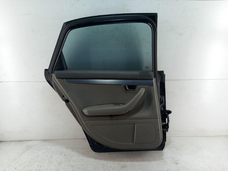 Puerta trasera izquierda AUDI A4 2 PHASE 2 Diésel - 1