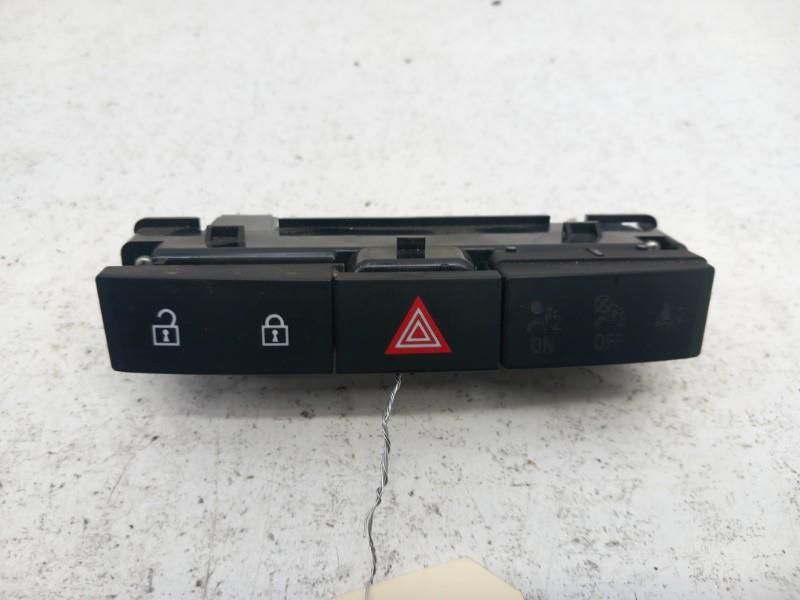 Bouton de warning OPEL ASTRA J GTC Diesel - 1