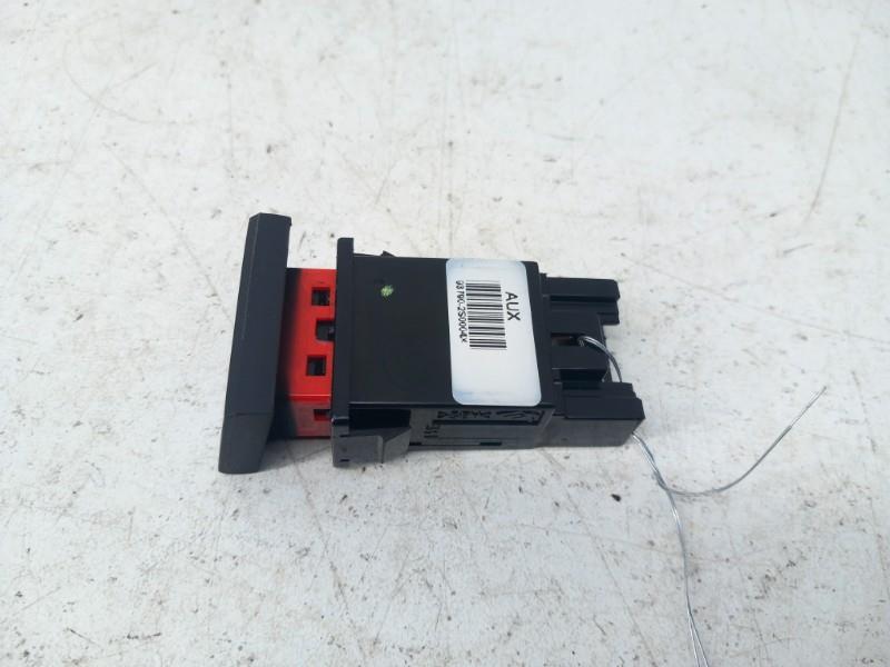 Bouton de warning HYUNDAI IX 35 PHASE 2 Essence - 1
