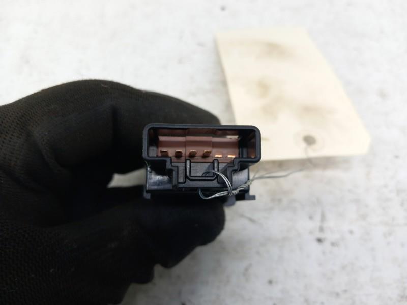 Bouton de warning MAZDA 5 1 PHASE 1 Diesel - 1