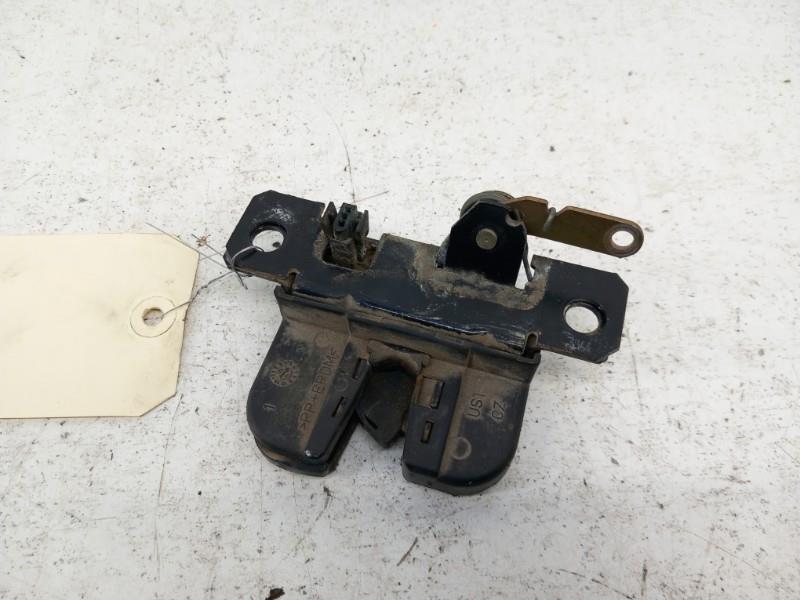 Chiusura centralizzata bagagliaio VOLKSWAGEN PASSAT 4 PHASE 2 BREAK Diésel - 1